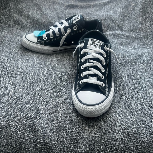 Converse Slip-ons - Picture 1 of 4